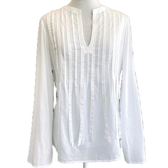 Chelsea and Theodore ribbon detail light cotton blouse w flared sleeves. Size 6 - Picture 4 of 10